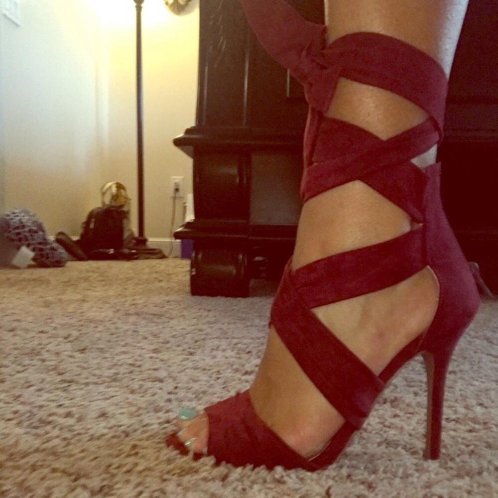 Maroon tie up heels!